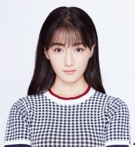 演员吕艳,光影交织下的璀璨星途